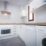 Holidays2riviera Sea Side Front Apartman *