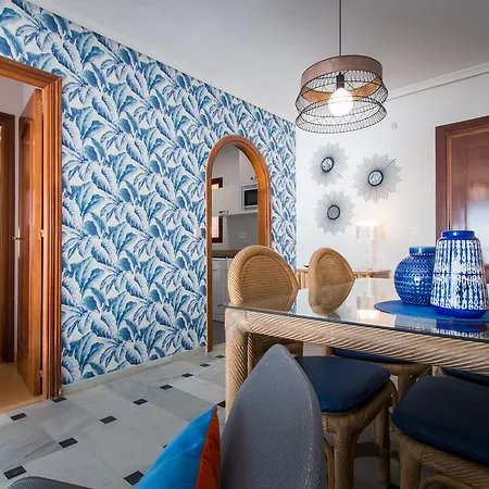 Holidays2riviera Sea Side Front Apartman